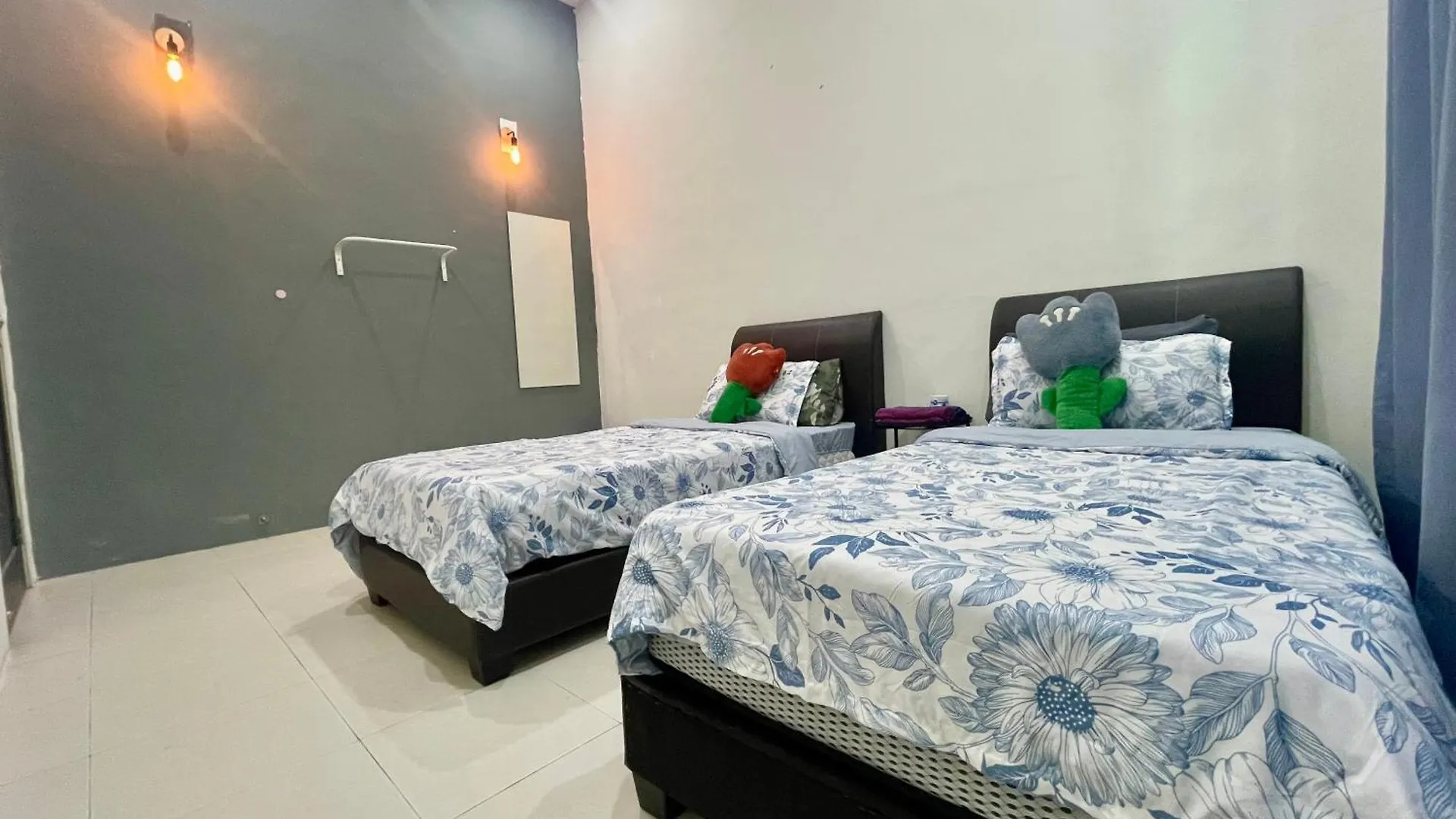 Comfort 36 Entire House At Alma Bukit Mertajam 0*,